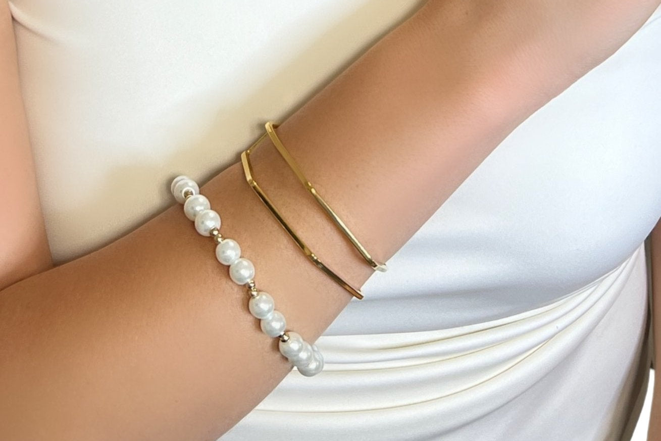 Skandy Gold tone bangle - Bonic ZegridSkandy Gold tone bangleBonic Zegrid